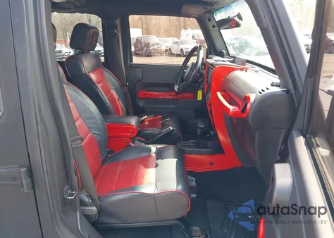 2010 Jeep Wrangler Unlimited Sport z USA, uszkodzony, nr VIN 1J4HB3H14AL106926